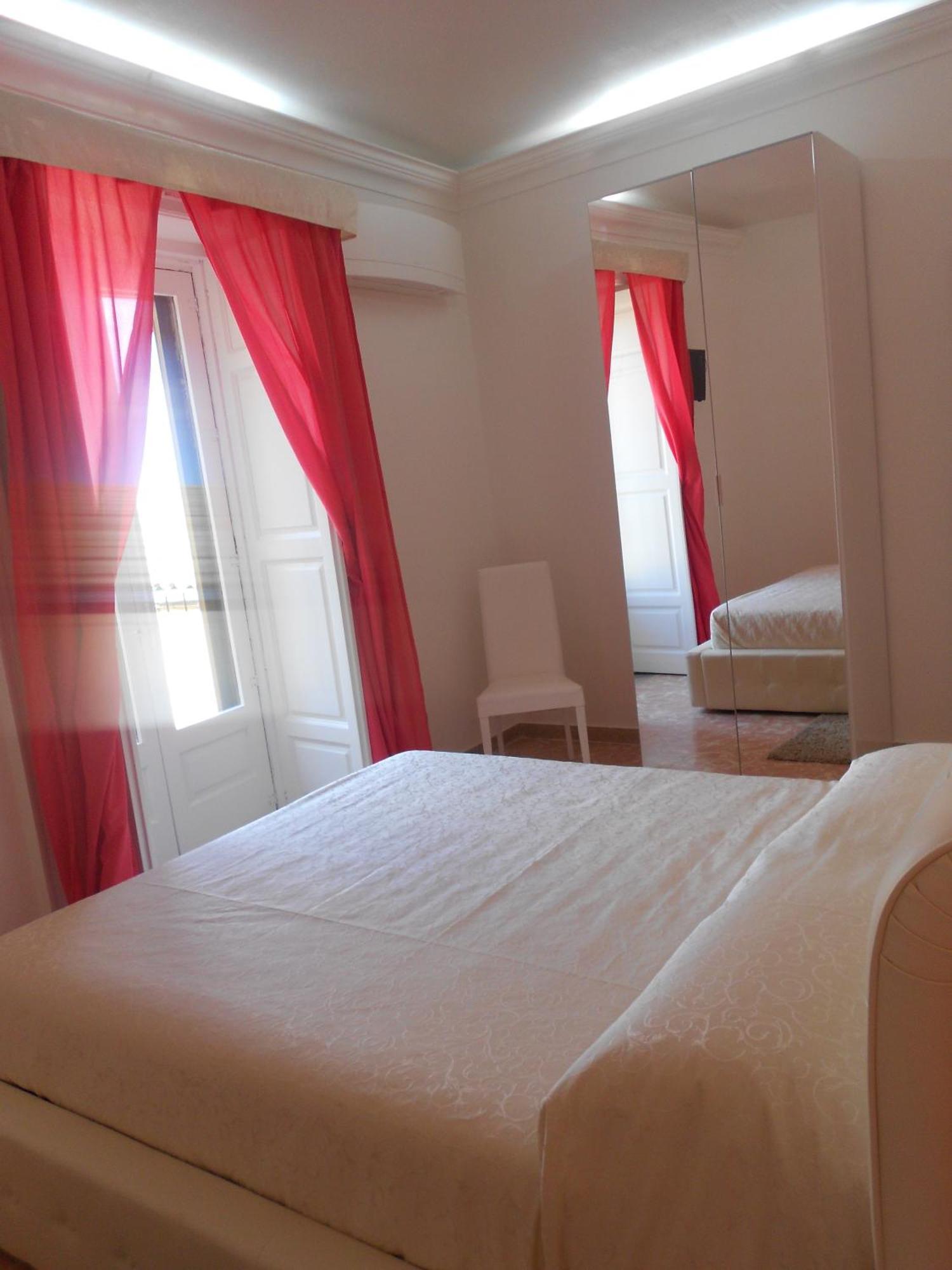 Gualtiero Camere & Suite Caltagirone Ruang foto